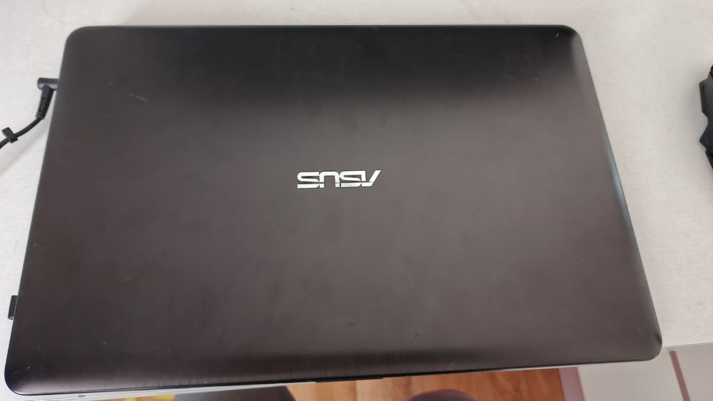 Ноутбук ASUS X541S