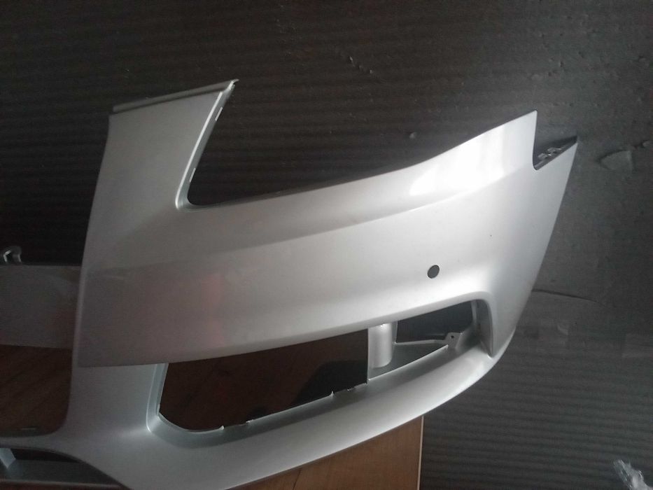 Bara fata Audi A4 B8 cu senzori LX7W Argintiu vopsita 2007-2012