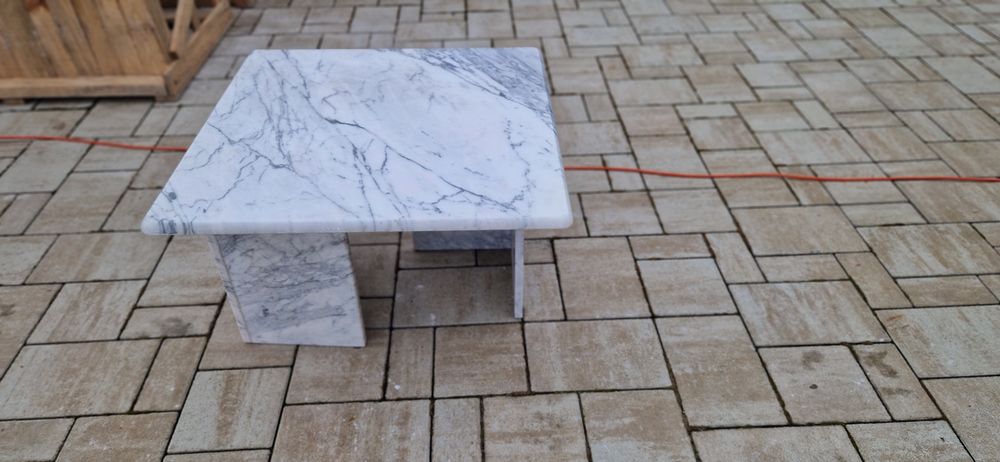 Măsuță marmură  albă