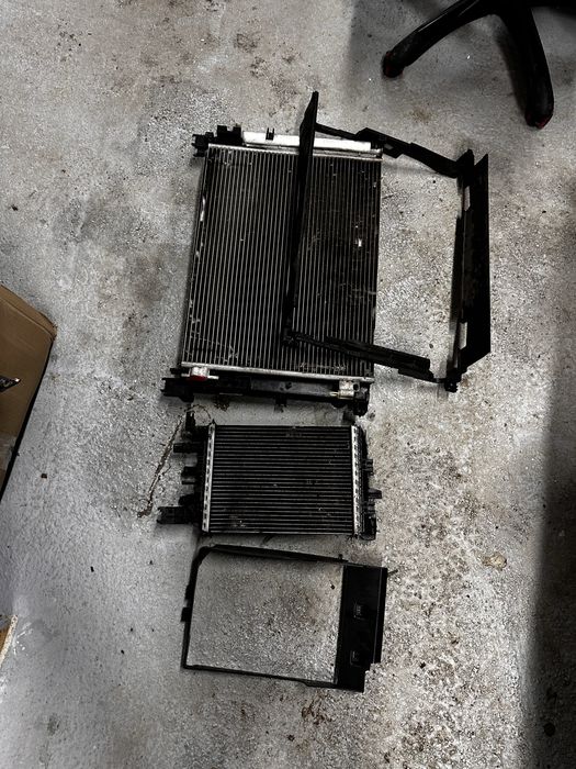 Radiatoare dacia duster.