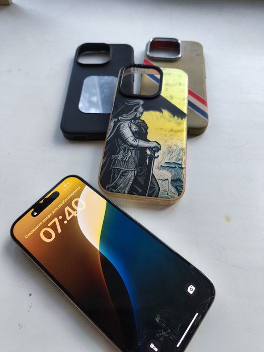 iPhone 15 pro 256гб