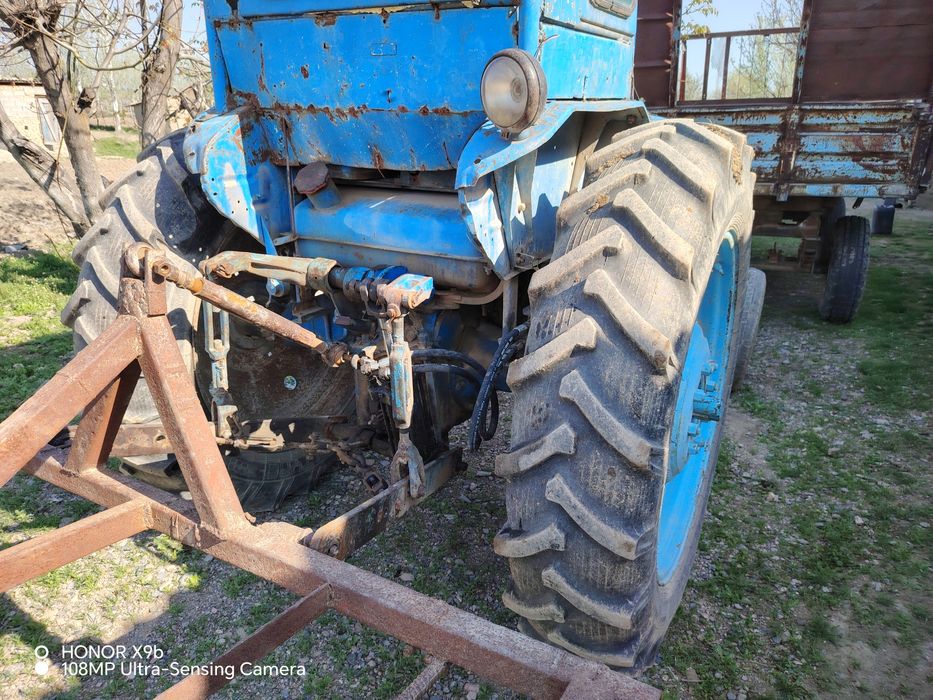 T 28 teaktor sotiladi 1989 yilxolati ishga tayor zavod xolatda