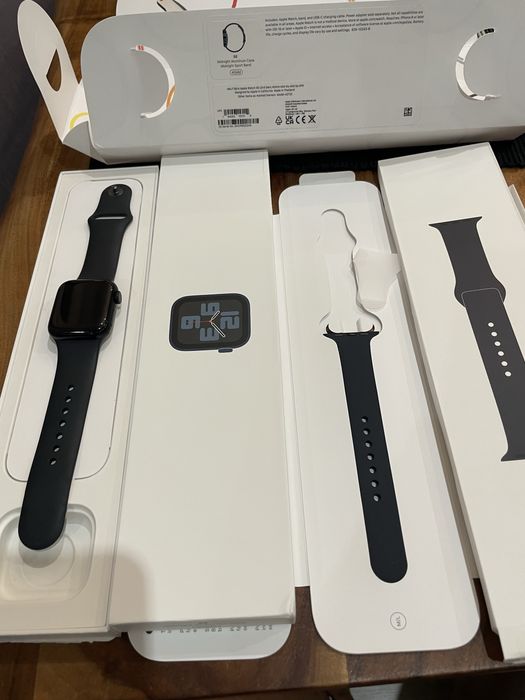 Apple watch SE 2nd gen 40mm GPS