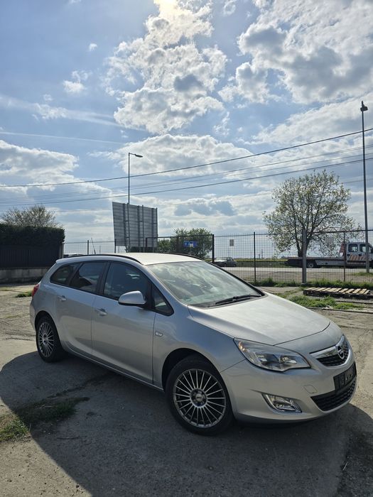 Opel Astra J 1.4 i Ecotec benzina Euro5