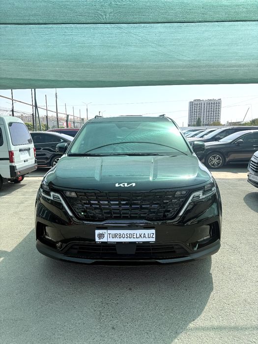 KIA. K A R N I V A L .