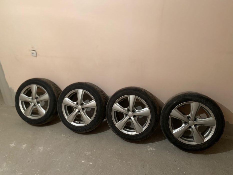 Продам диски с шинами