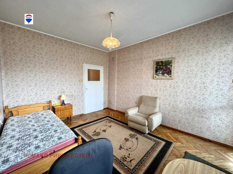 Дава се под наем Тристаен апартамент в Русе, Широк център - 110 кв.м за 280.5 € - Снимка #8