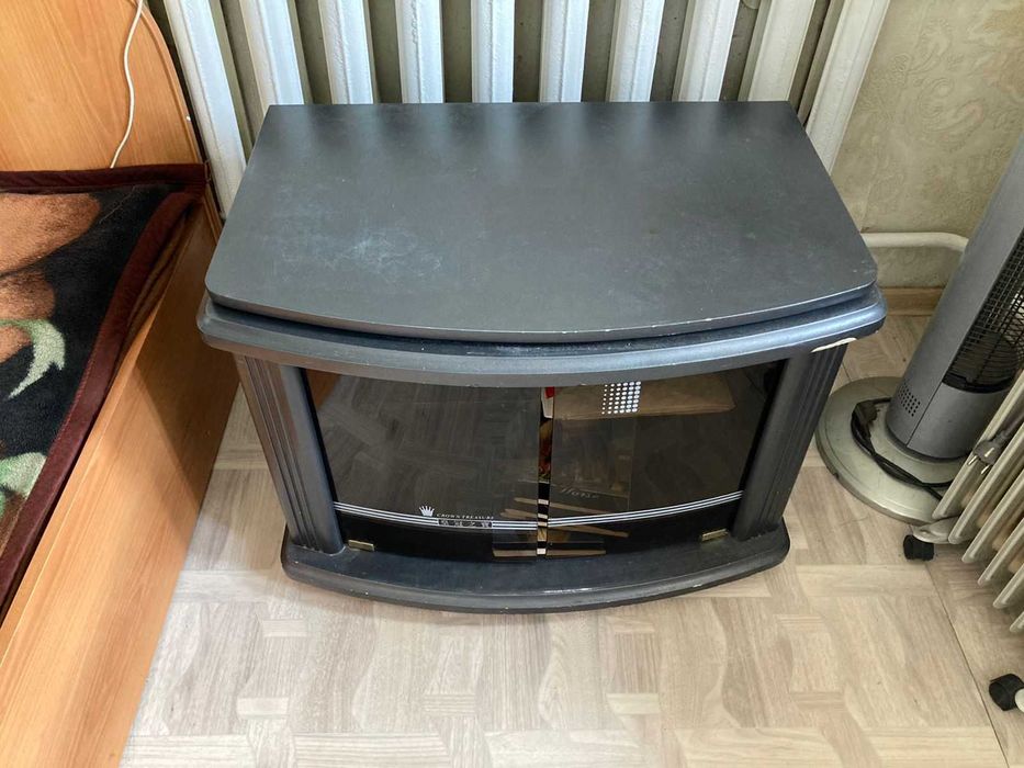 Тумба под телевизор