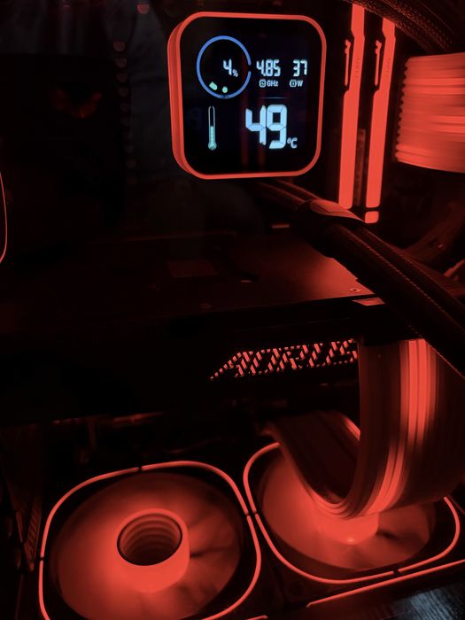 Видеокарта Aorus RTX 5080 Xtreame waterforce 16G