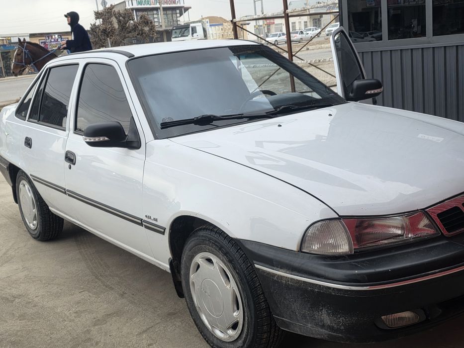 Nexia 1 2001-yil kraska petno bor