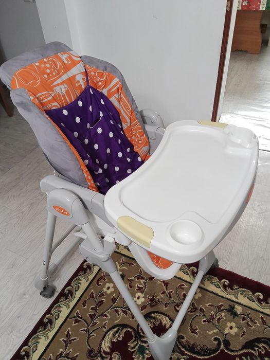 Стульчик для кормления Justin (регулируемый). БУ