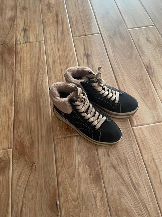 Продам обувь rieker