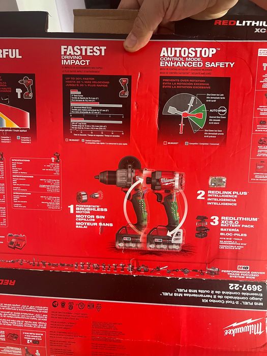 Milwaukee M18 Безчетков  Винтоверт, Дрелка