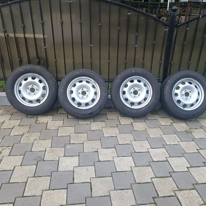 Roți originale Dacia Duster R16