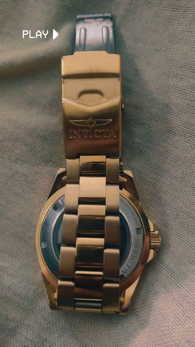 Vând Ceas Invicta  AURIU(Preț Fix)