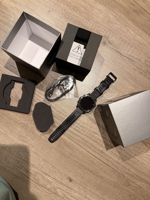 Garmin Epix (Gen 2) - editia Sapphire 47 mm