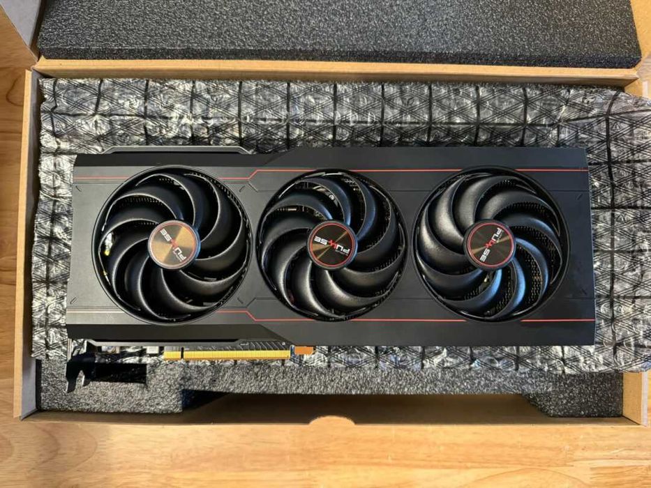 Placa video SAPPHIRE Pulse Radeon RX 6800, 16GB GDDR6, 256 bit - honeywell