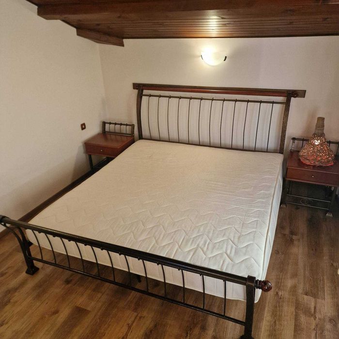 Спалня  легло 200 х 190 см