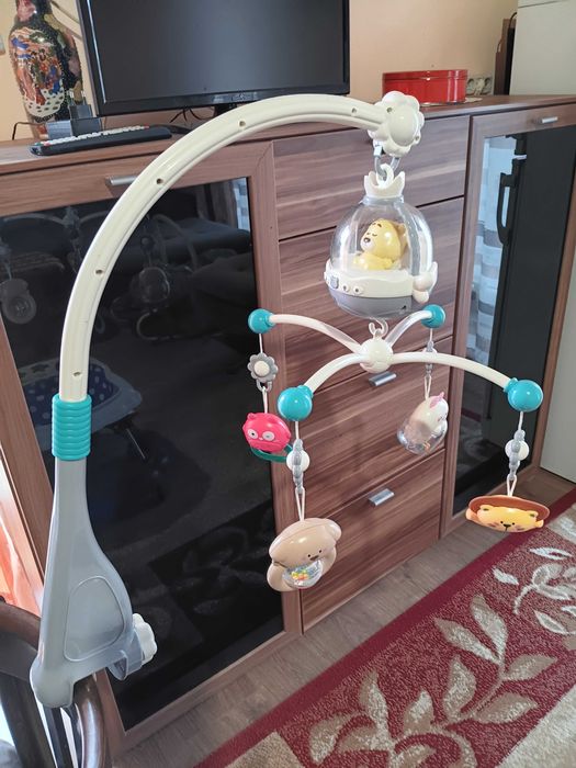 Antemergator, scoica bebe  ,carusel muzicala