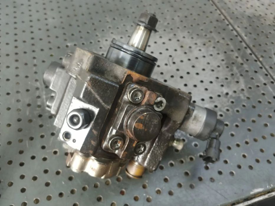 pompa inalta  1.5 crdi d4fa hyundai accent 3 matrix  kia rio 2 cerato 0445010124