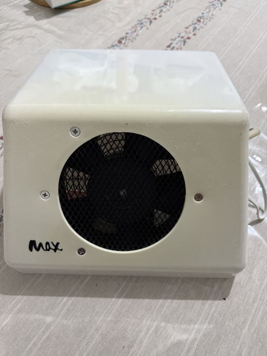 Продам пылесборник для маникюра