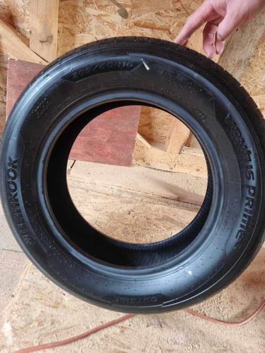 Vand cauciucuri noi marca Hankook, dimensiunea 205/60 R16