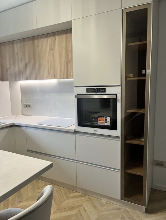 LA CHEIE - Casa noua P + E, 90mp , zona centrala, mobilata + utilata