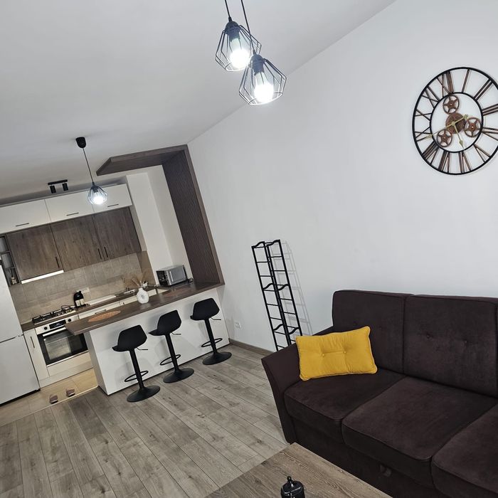 Închiriez apartament în regim hotelier