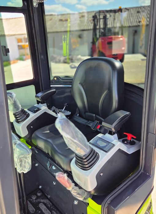 Miniexcavator Lubeck W169Y CAB- Motor YANMAR- Garantie 2 ani- Factura externă fara TVA