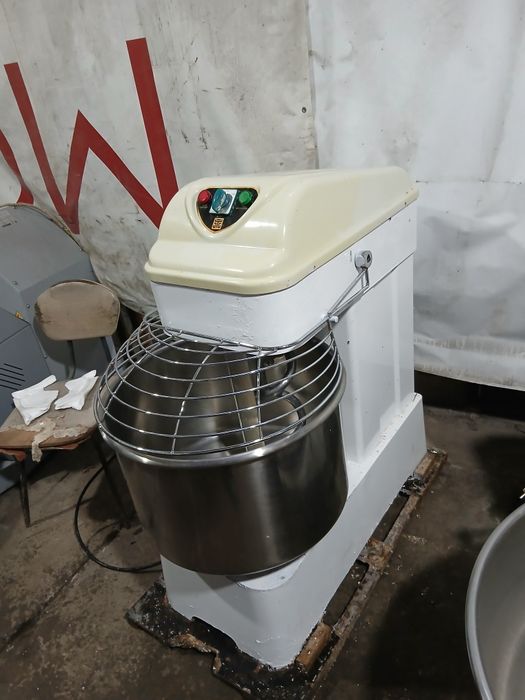 Xamir meshalka 60 letr