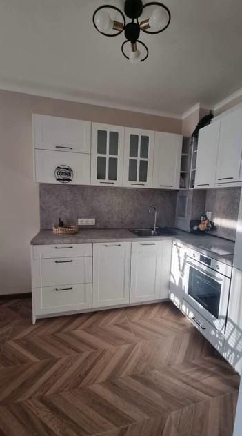 Дава се под наем Двустаен апартамент в Бургас, Сарафово - 75 кв.м за 714 € - Снимка #9