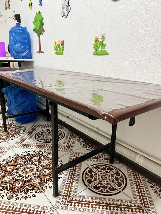 Bolalar shkafi kushetka sotiladi