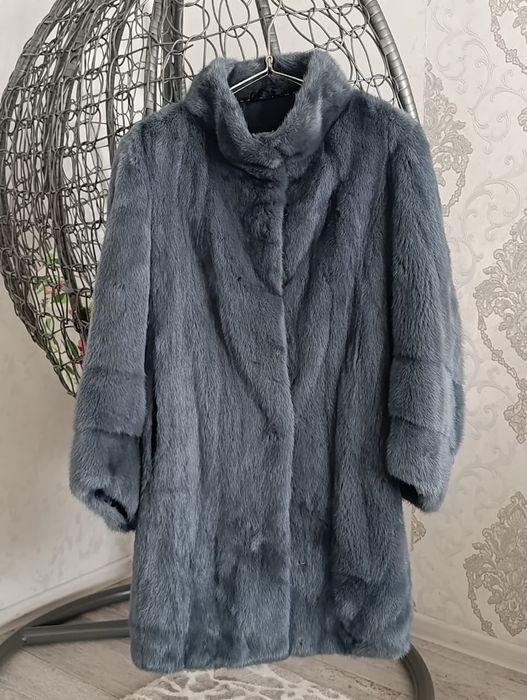 Продам норковую шубу