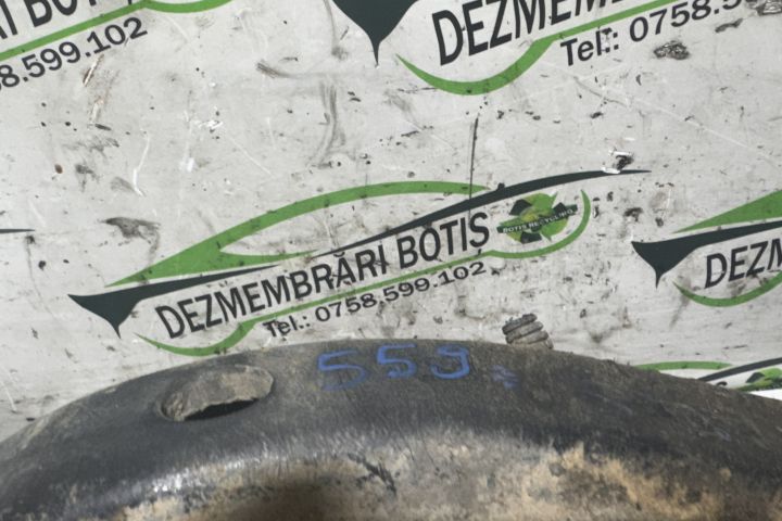 Fuzeta fata dreapta Audi A4 B5