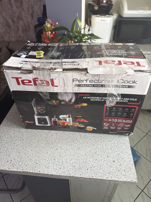 Продавам професионален блендер на tefal