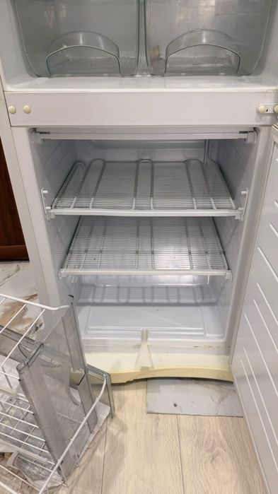 Холодильник Атлант б/у