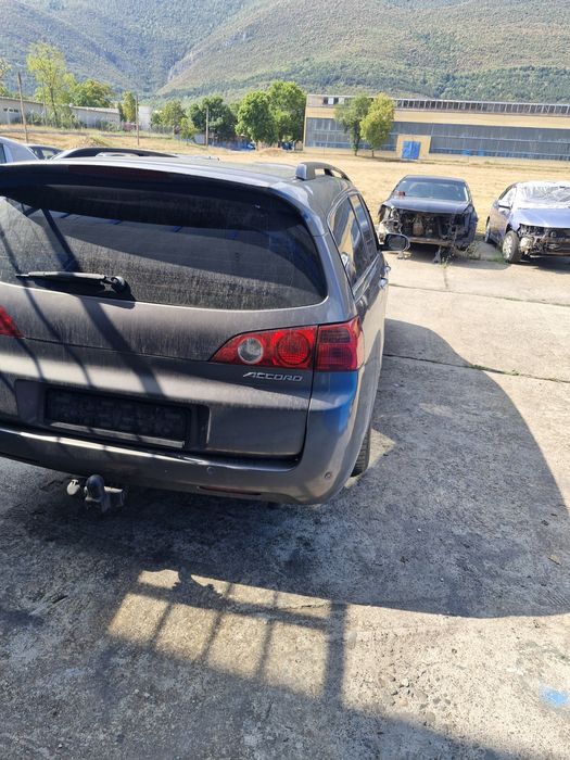 Хонда акорд фейс На части