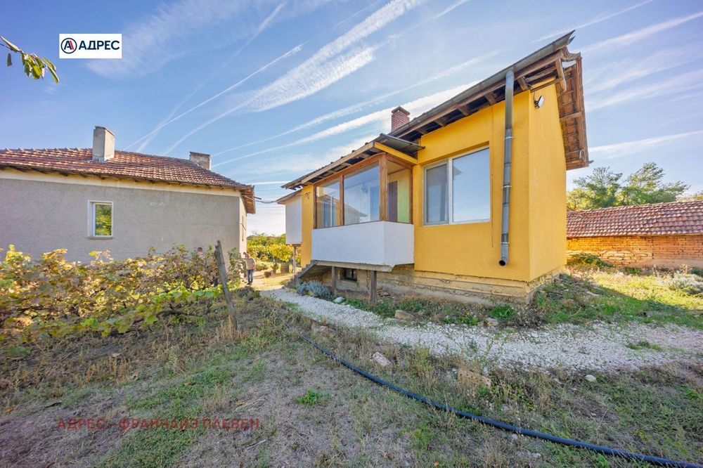 Продава се Къща в с. Пелишат, Област Плевен - 118 кв.м за 1060 €/кв.м - Снимка #11