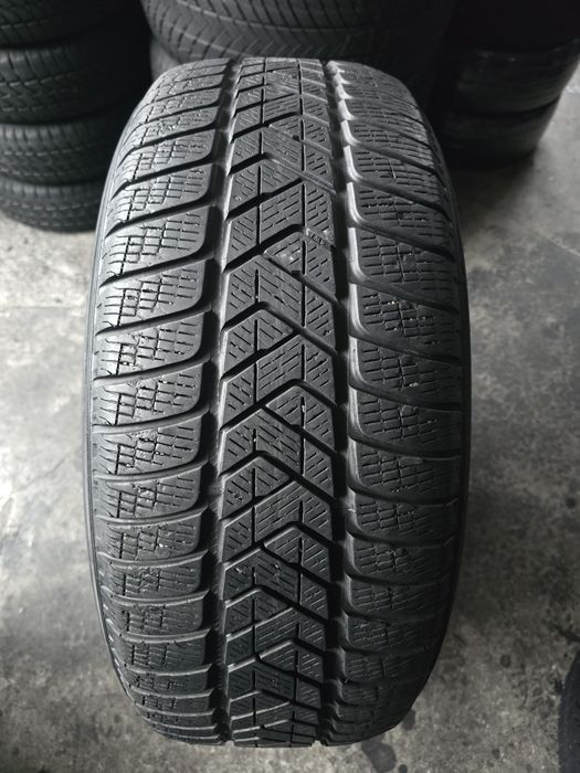 Pirelli 255/55 R18 109H MS iarnă runflat