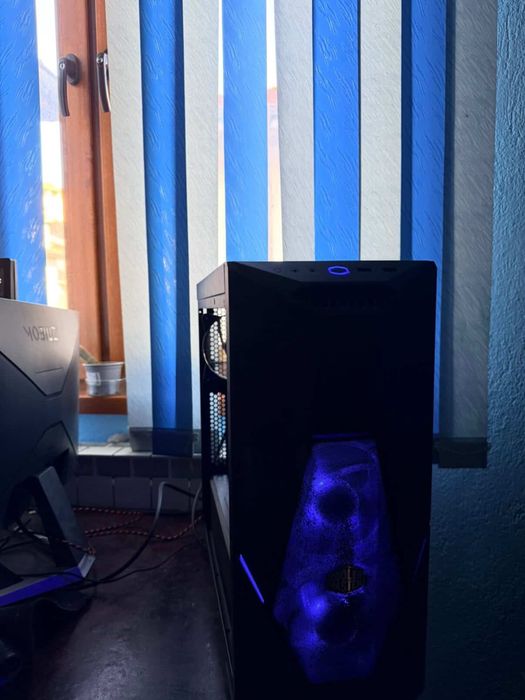 Геймърски компютър + ПОДАРЪК монитор и геймърска клавиатура