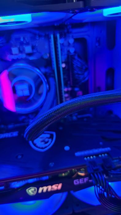 Vand PC Gaming i5 12400F | RTX 3060ti 8gb | 32gb DDR4 | 1TB SSD | NOU