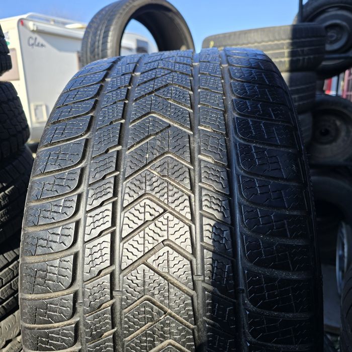 315 30 21 зимни гуми 2бр Pirelli Soto zero 3