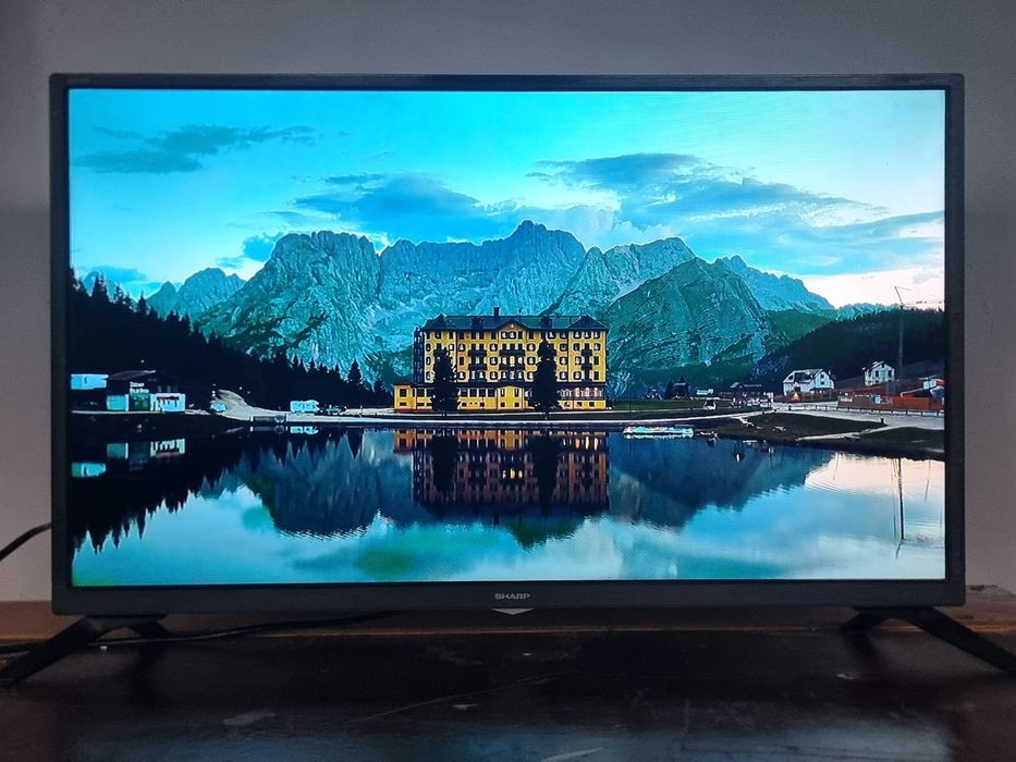 SMART Телевизор/Sharp - 32" - FULLHD , YouTube , Цифрова + Ефирна