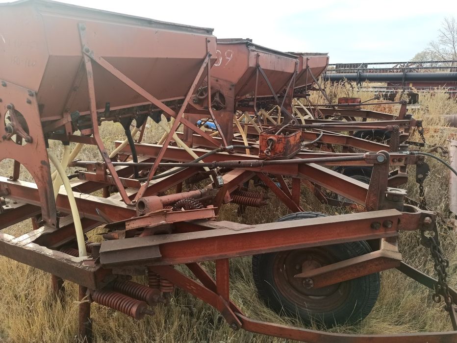 Продам сеялки омички