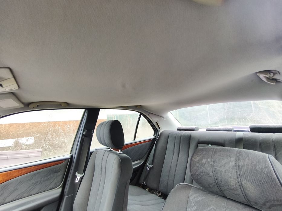 Mercedes E240 benzina 1998 funcțional dar fără catalizatoare