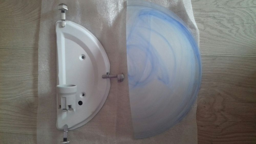 Аплик нов за стена