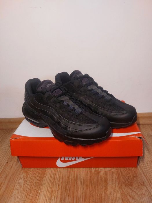 Adidasi Nike air max 95