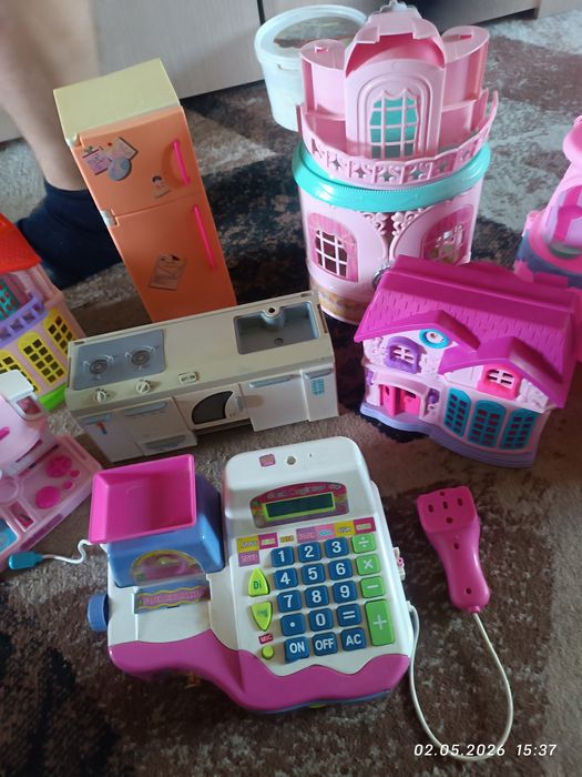 Продам игрушки все,что на фото.