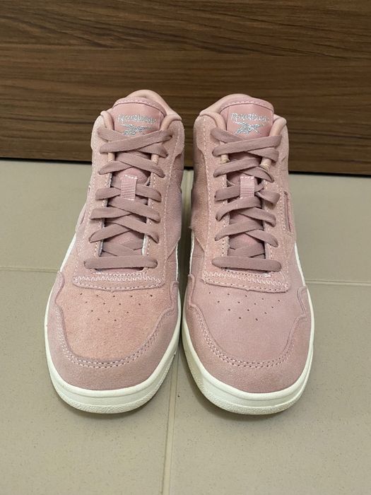 Дамски кецове и маратонки Nike Reebok