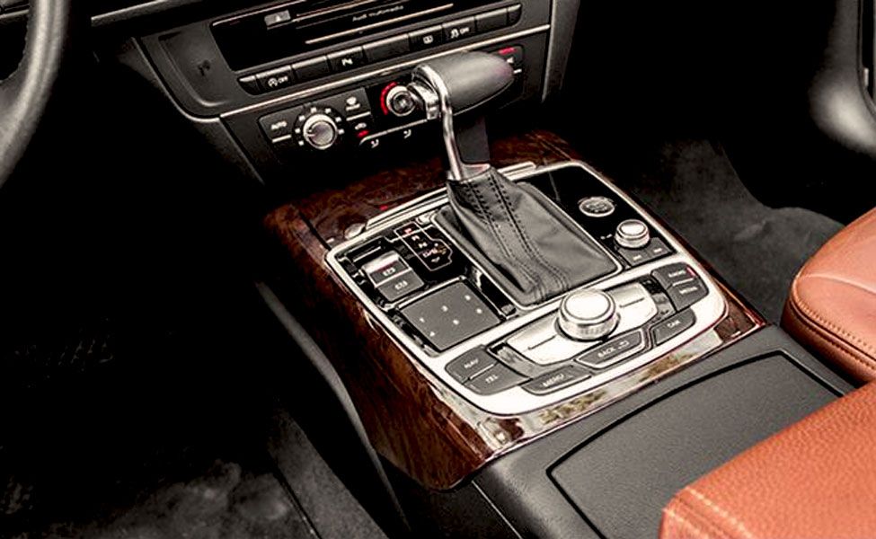 Ornament metalica rama consola centrala - Audi A6 (C7), A7